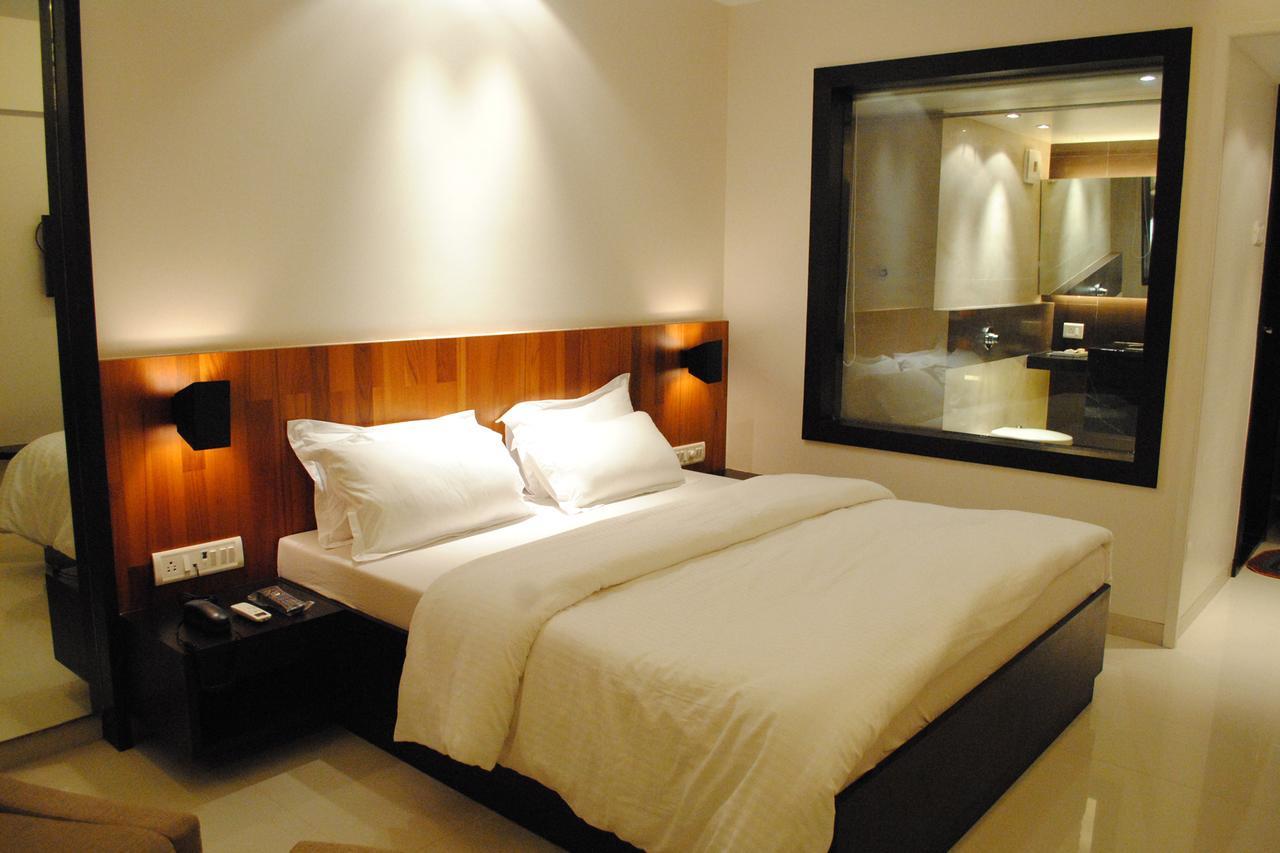Hotel Landmark รัตนากีรี ภายนอก รูปภาพ