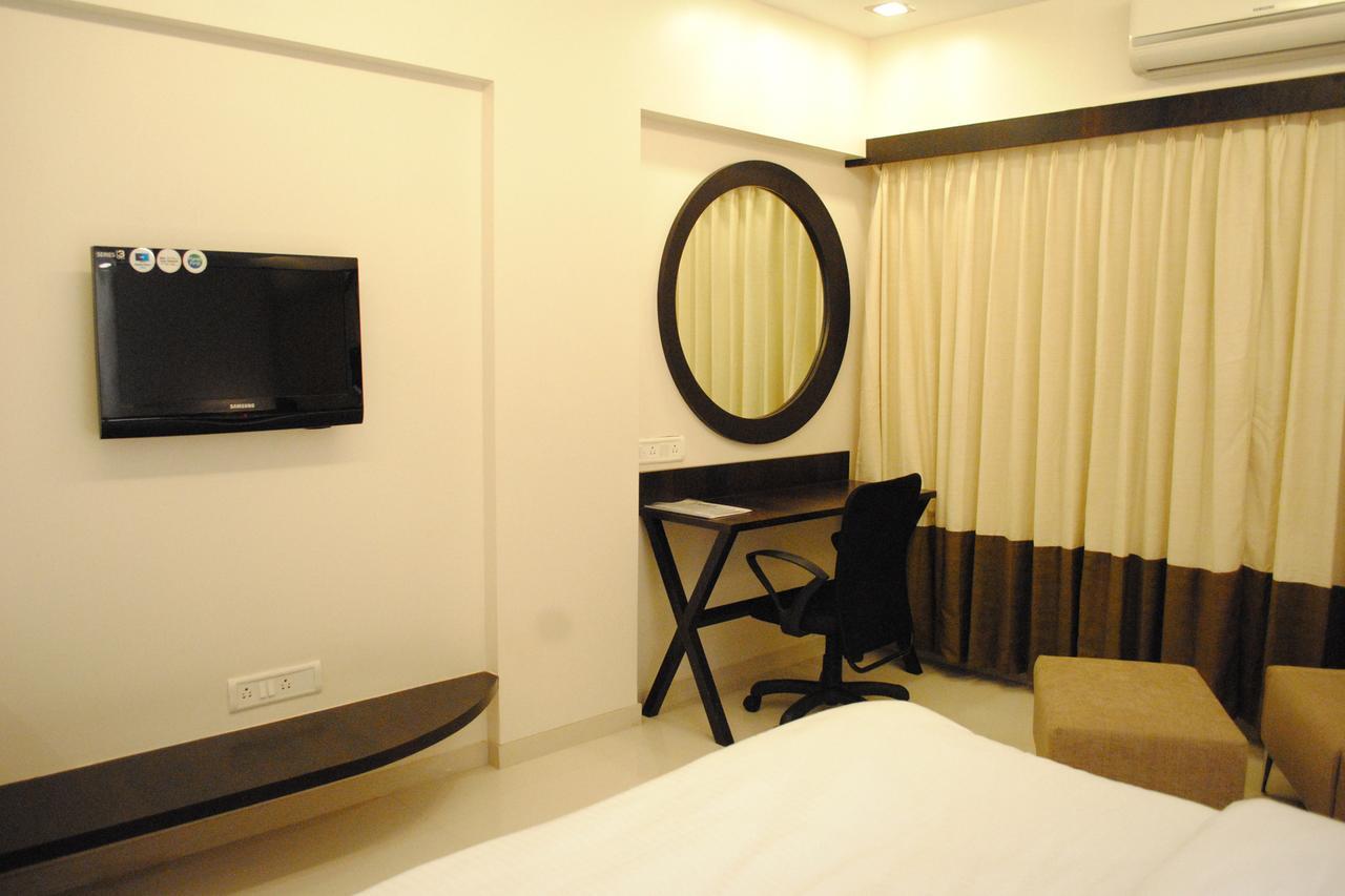 Hotel Landmark รัตนากีรี ภายนอก รูปภาพ