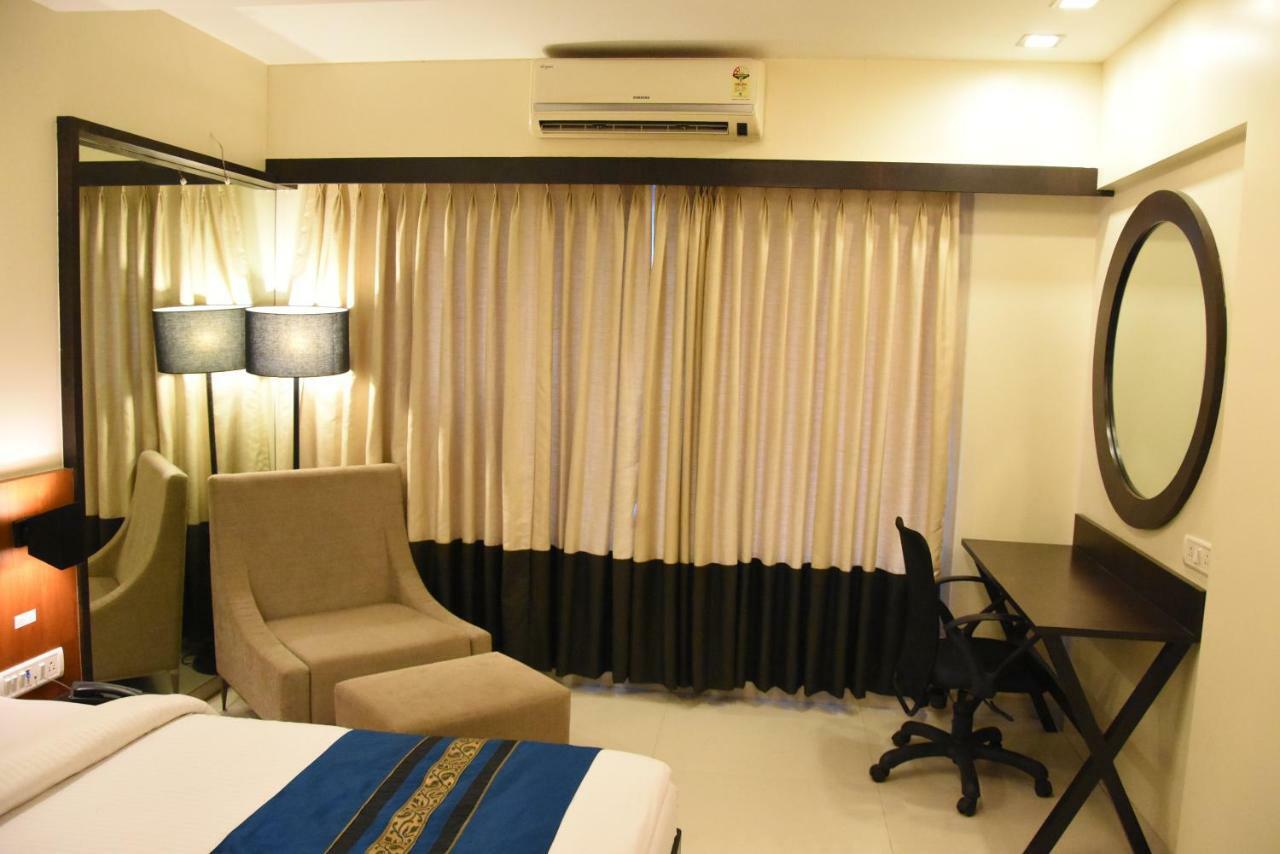 Hotel Landmark รัตนากีรี ภายนอก รูปภาพ